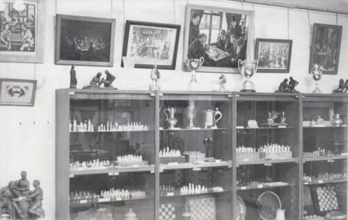 An exposition in the old room of the Chess Museum (now the Hall of Fame), 1980s
