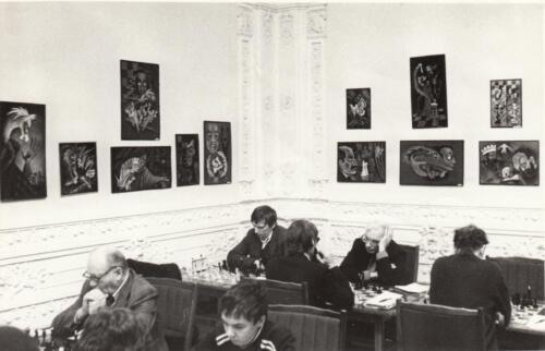 Большой зал: Выставка шахматной художницы Г. Сатониной. 1983